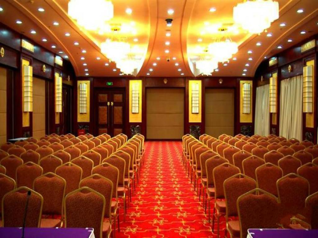 Grand Soluxe Hotel Dunhuang Extérieur photo